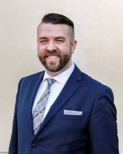 Headshot of President Vincent Bowhay