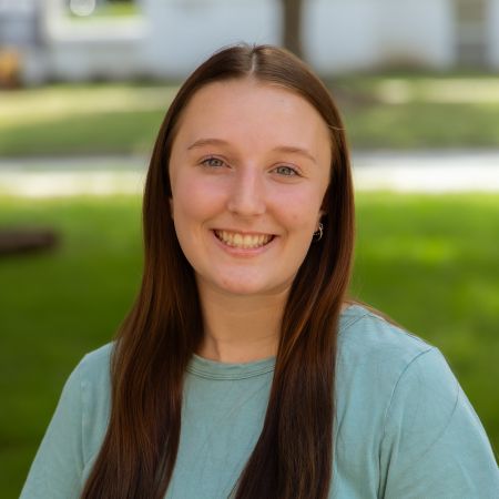 Directory photo of Ali Foster